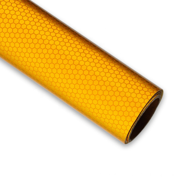 High intensity engineering grade reflective sheeting for traffic signs